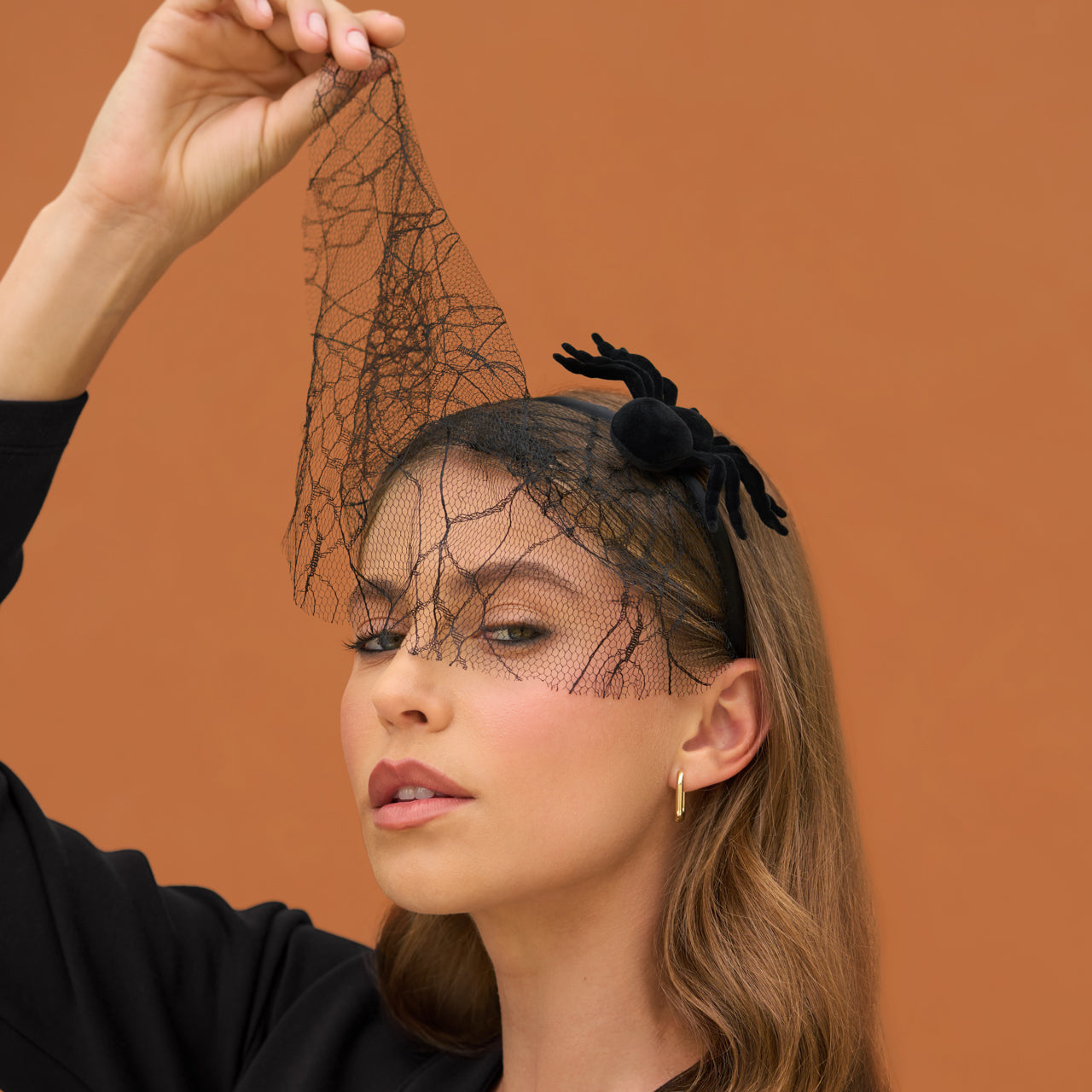 500706-Halloween-VeilHeadband-1pc-Hair-Spiderweb-Model-5-1280x1280px_fe189260-3f62-42a9-b9fb-243a9584e327-1.jpg